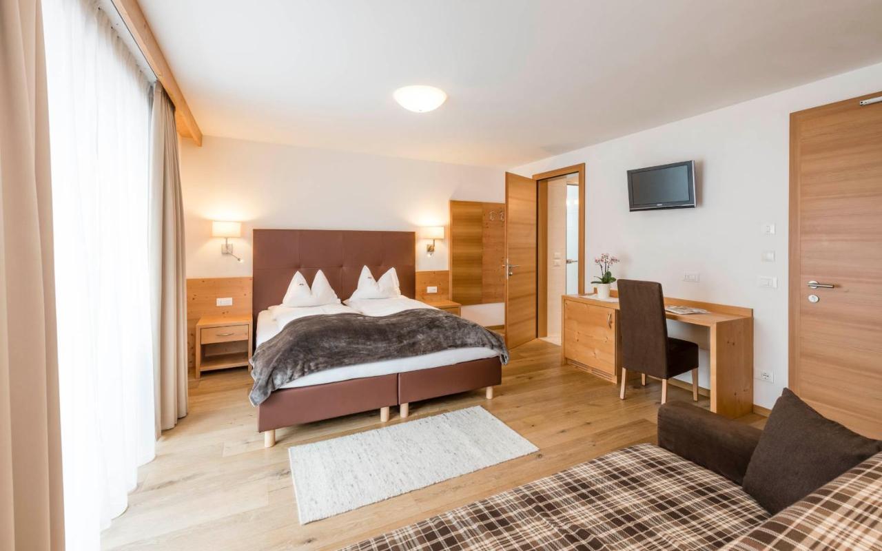 Stoa - Elegant & Romantic Guest House - "Adults Only" St. Vigil Exteriör bild